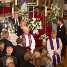 29. august: Kronprins Haakon er til stede når Rolv Wesenlund ble bisatt fra Frogner kirke (Foto: Erlend Aas / NTB scanpix)